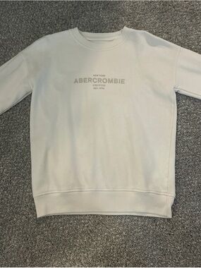 Abercrombie & Fitch Cream Logo Crewneck Sweatshirt
